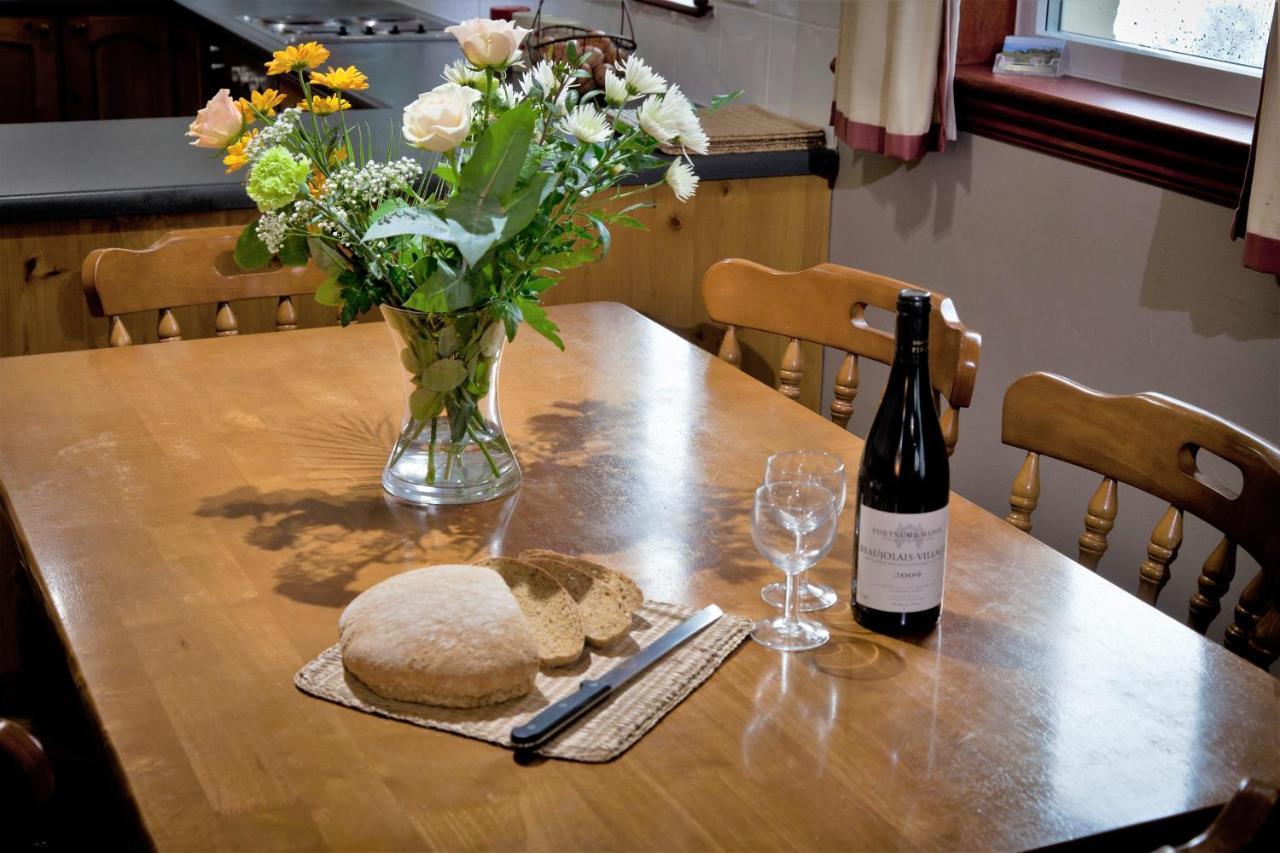 Larch Cottage Blairmore Екстериор снимка